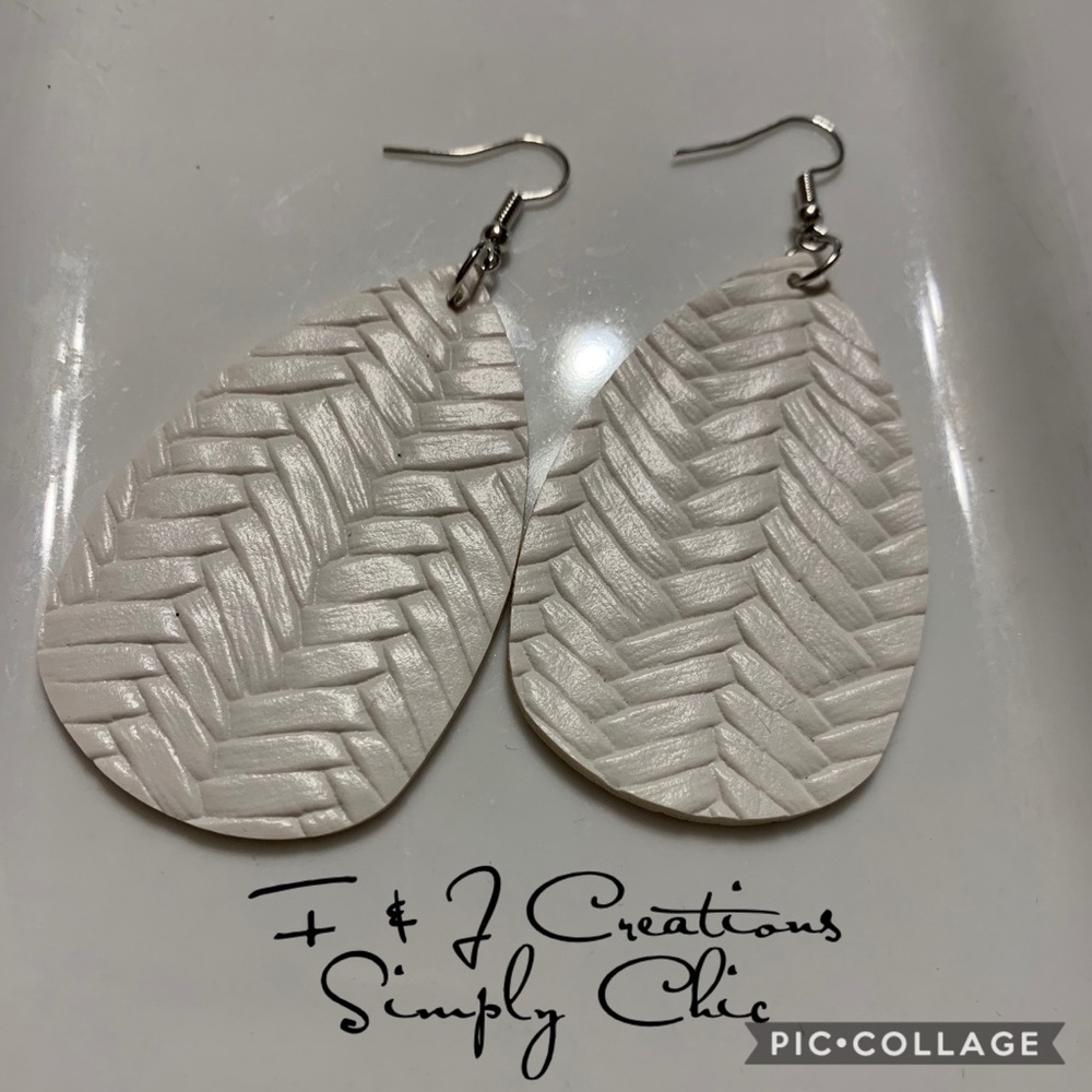 Teardrop ✨White✨ Textured Leather Earrings